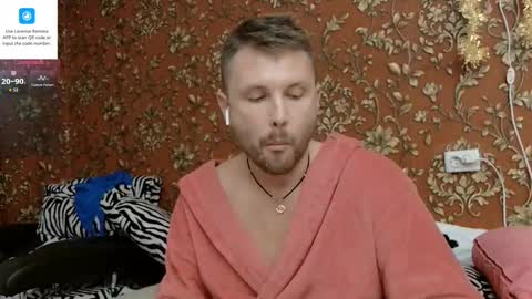 martinbrux online show from October 12, 7:24 pm