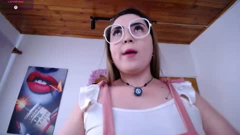 Snapshot of martiniella chatting on June 26, 10:03 pm Antonella Martini online show from June 26, 10:03 pm