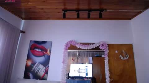 Snapshot of martiniella chatting on July 19, 10:02 pm Antonella Martini online show from July 19, 10:02 pm