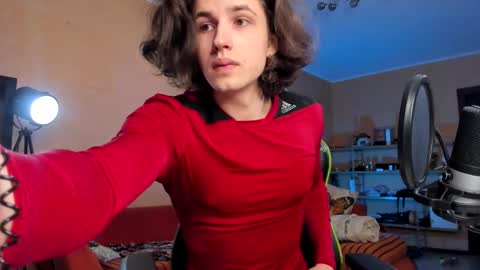 Snapshot of martinlutar420 chatting on December 16, 3:44 am Daddy Marty online show from December 16, 3:44 am