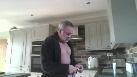 Snapshot of martinrgbxxxx chatting on February 24, 9:40 am martinrgbxxxx online show from February 24, 9:40 am
