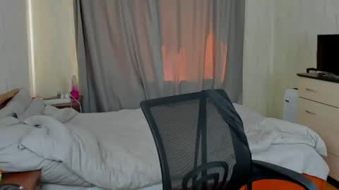 martintw_17 online show from May 19, 5:03 am