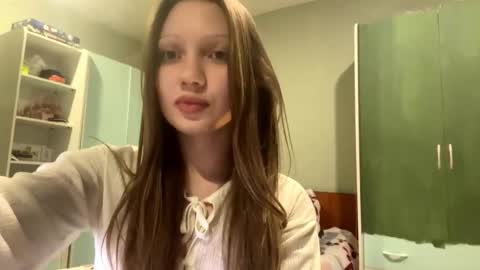 Emily online show from September 26, 8:35 pm
