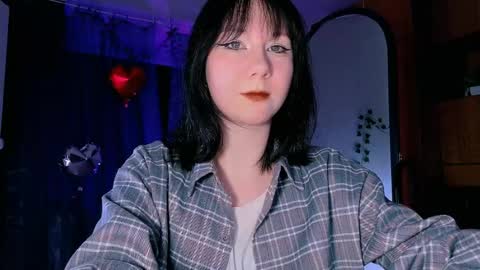 Nancy online show from April 17, 5:27 pm