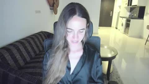 Snapshot of mary_janee__ chatting on March 4, 6:41 am Mary Jane online show from March 4, 6:41 am