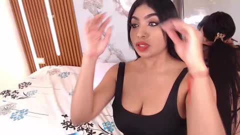 Snapshot of mary_live18 chatting on September 12, 1:00 pm Hi guys im Mary online show from September 12, 1:00 pm