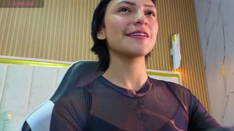 Snapshot of mary_luxx_tp chatting on December 16, 3:22 am mary_luxx_tp online show from December 16, 3:22 am