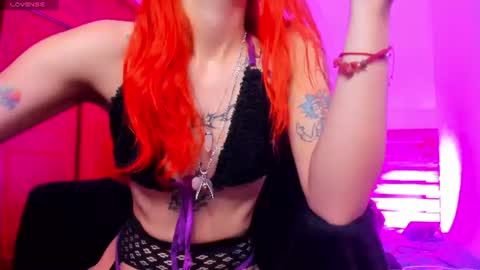 Snapshot of mary_magic chatting on July 12, 12:51 pm mary_magic online show from July 12, 12:51 pm