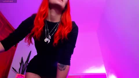 Snapshot of mary_magic chatting on July 14, 6:51 am mary_magic online show from July 14, 6:51 am