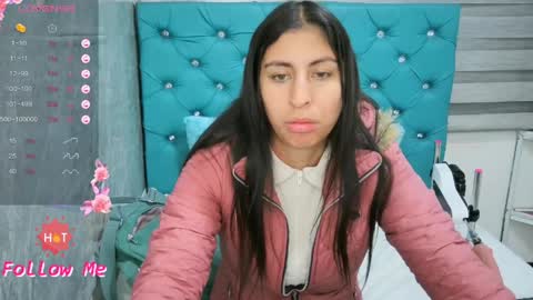  Mary Moon  online show from May 26, 10:33 am