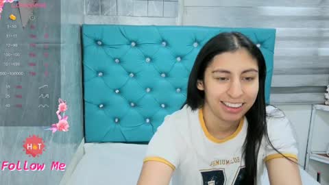  Mary Moon  online show from June 2, 11:34 am