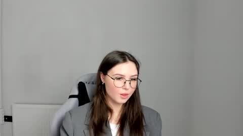 Snapshot of mary_wave_ chatting on May 4, 10:55 am Alice online show from May 4, 10:55 am