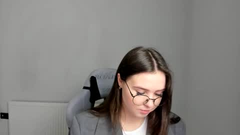 Snapshot of mary_wave_ chatting on May 9, 6:29 am Alice online show from May 9, 6:29 am