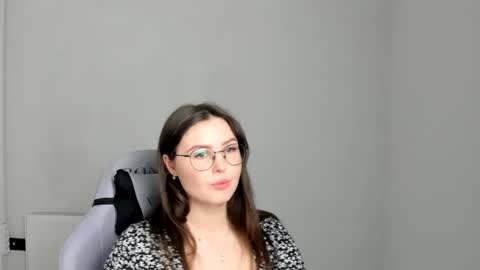 Snapshot of mary_wave_ chatting on May 20, 6:41 am Alice online show from May 20, 6:41 am