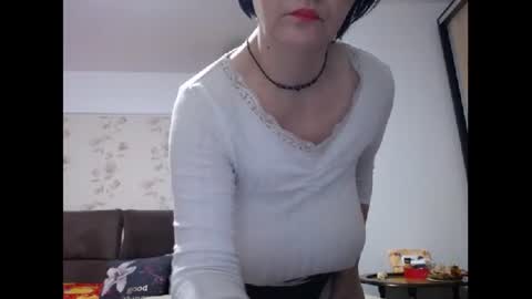 Mary online show from October 10, 3:05 am