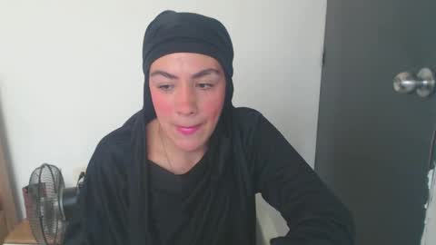 maryam_arabicmilk online show from December 22, 7:31 pm