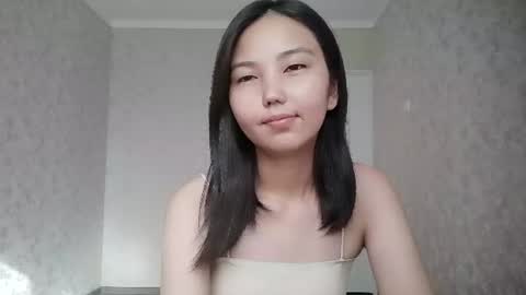 Lily online show from July 25, 12:03 pm