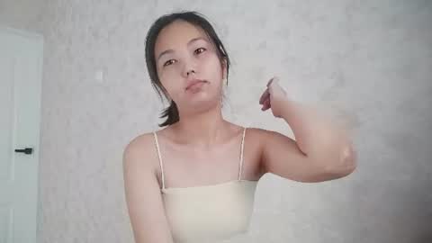 Lily online show from July 31, 12:04 pm