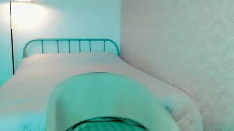 Anna online show from April 4, 2:43 am