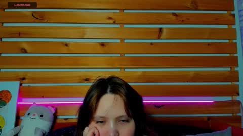 marybryantt online show from February 18, 7:37 am