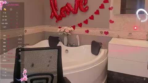 Snapshot of maryclars chatting on February 15, 7:51 am Mary online show from February 15, 7:51 am