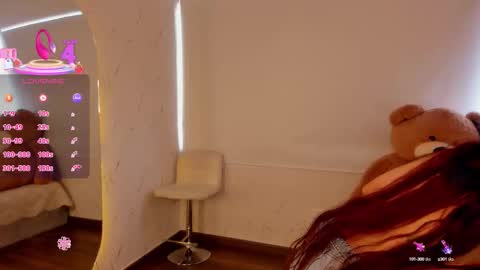 Mary online show from October 11, 2:59 pm