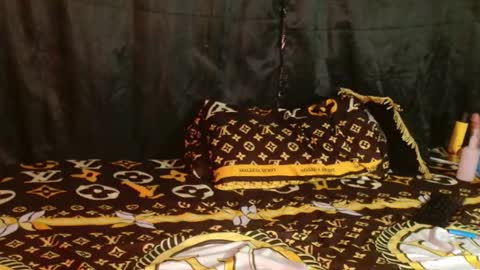 maryjane online show from February 18, 9:27 am