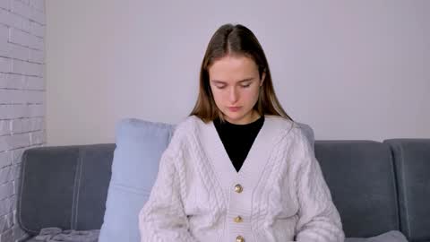 Mari online show from December 3, 10:02 am