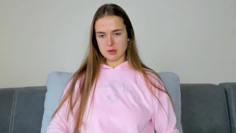 Mari online show from December 5, 7:39 am