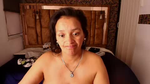 Snapshot of marylinmilf chatting on April 26, 8:34 am Marylin online show from April 26, 8:34 am