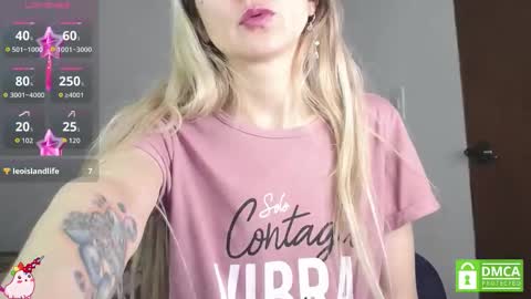 Snapshot of marylyrose chatting on October 29, 4:53 pm maryly rose online show from October 29, 4:53 pm