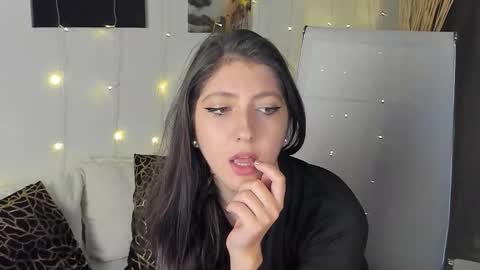 Snapshot of marymillerr chatting on September 19, 8:49 am Mary Miller online show from September 19, 8:49 am