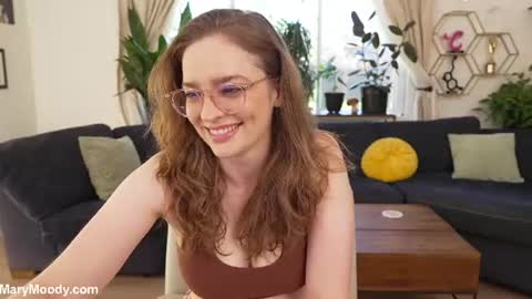 Snapshot of marymoody chatting on June 12, 11:35 pm Mary Moody online show from June 12, 11:35 pm