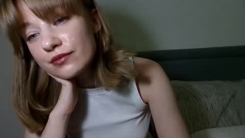 Mary online show from September 16, 6:42 pm