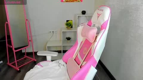 Mary online show from January 26, 8:14 am