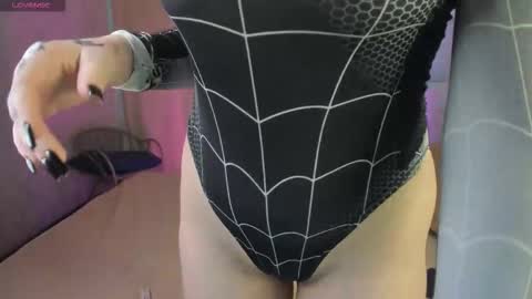 Mary online show from February 24, 9:18 am