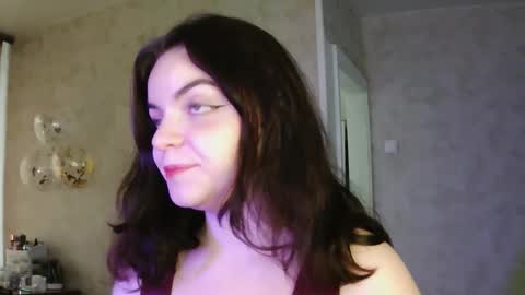 MaryXSmile online show from September 24, 8:39 am