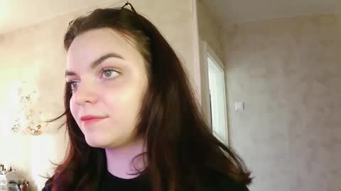 MaryXSmile online show from September 27, 5:01 am
