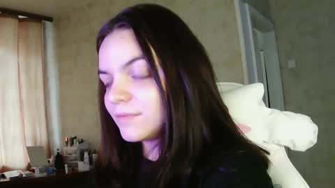 MaryXSmile online show from October 4, 8:23 am