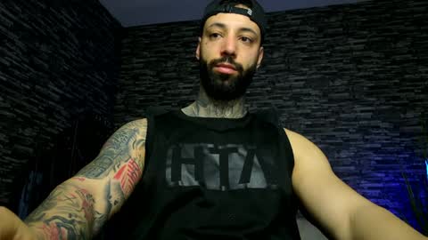 masculineguy69 online show from April 6, 2:20 am