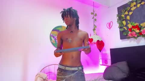 Snapshot of mashall_lee chatting on February 26, 7:24 pm MARSHALL LEE online show from February 26, 7:24 pm