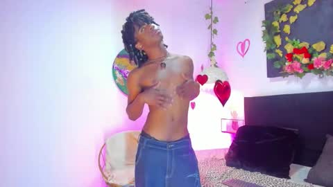 Snapshot of mashall_lee chatting on February 27, 8:20 pm MARSHALL LEE online show from February 27, 8:20 pm