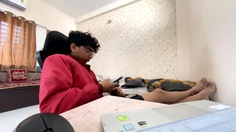 maskboyz2003 online show from November 15, 5:38 am