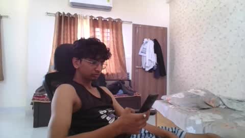 Mask Boy online show from October 17, 4:59 am