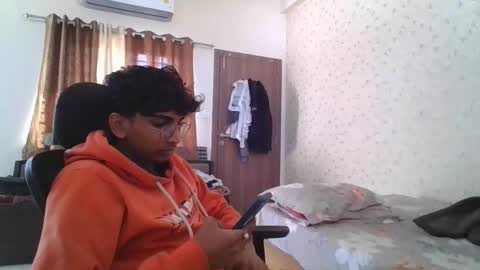 Mask Boy online show from November 13, 4:00 am