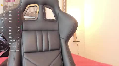 Scarlet  online show from February 3, 7:19 pm