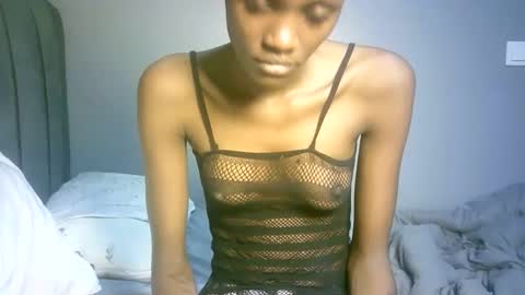 maskgang001 online show from October 19, 1:39 am