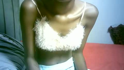 maskgang001 online show from April 2, 4:48 pm