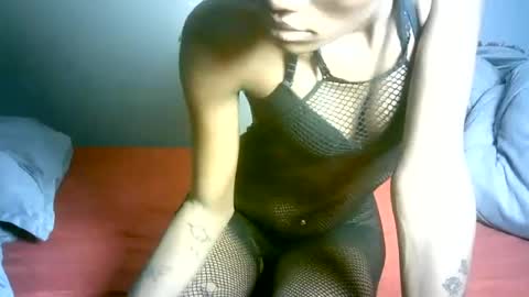 maskgang001 online show from June 30, 3:07 am