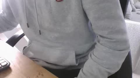 maskime59 online show from December 1, 9:25 am